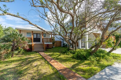 Paradise Found! 
Just steps to the sand with this Villa on Vilano Beach.