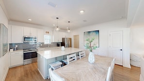 House, Multiple Beds, Patio | Private kitchen | Fridge, microwave, oven, stovetop