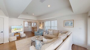 House, Multiple Beds, Patio | Living area | 43-inch flat-screen TV with digital channels, TV - New Home 3br/2.5br w/ Kayak Access Sleeps 9 (Orange Beach)