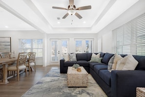 House, Multiple Beds, Balcony | Living room