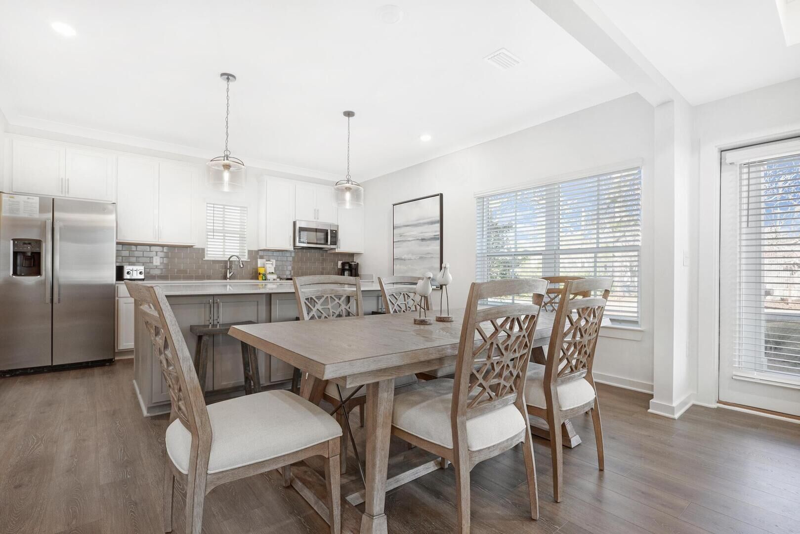 House, Multiple Beds, Balcony | Dining