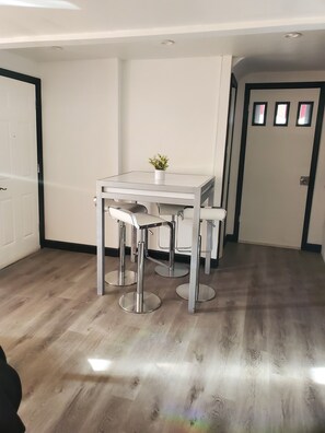 Interior - Best Location close to NYC 15 minutes via Ferrys. (North Bergen)