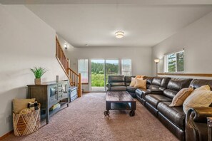 Smart TV, books, stereo - Mountain Home in Coeur d’ Alene (Coeur d'Alene)