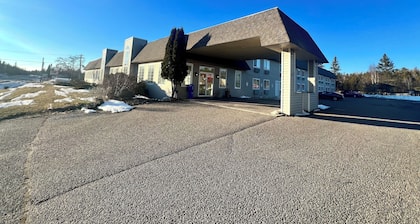 Cedarville Hotel