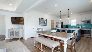 House, Multiple Beds, Balcony, Garden View | Private kitchen | Coffee/tea maker, fridge, microwave, oven