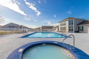 Piscine extérieure