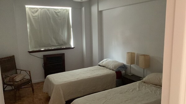 1 camera, una cassaforte in camera, ferro/asse da stiro, Wi-Fi gratuito