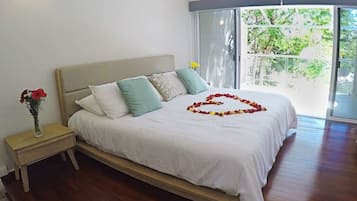 3 bedrooms, in-room safe, free WiFi