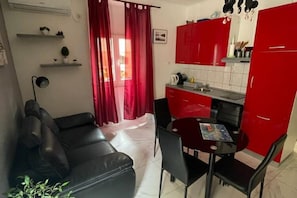 Apartment | Private kitchen