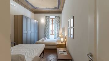 Basic Apartment, Multiple Beds | 2 bedrooms, laptop workspace, iron/ironing board, bed sheets