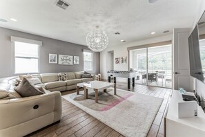 House (6/5 Home at Sonoma Resort, private po) | Exterior