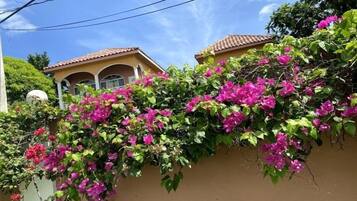 Villa, 3 Bedrooms | Exterior