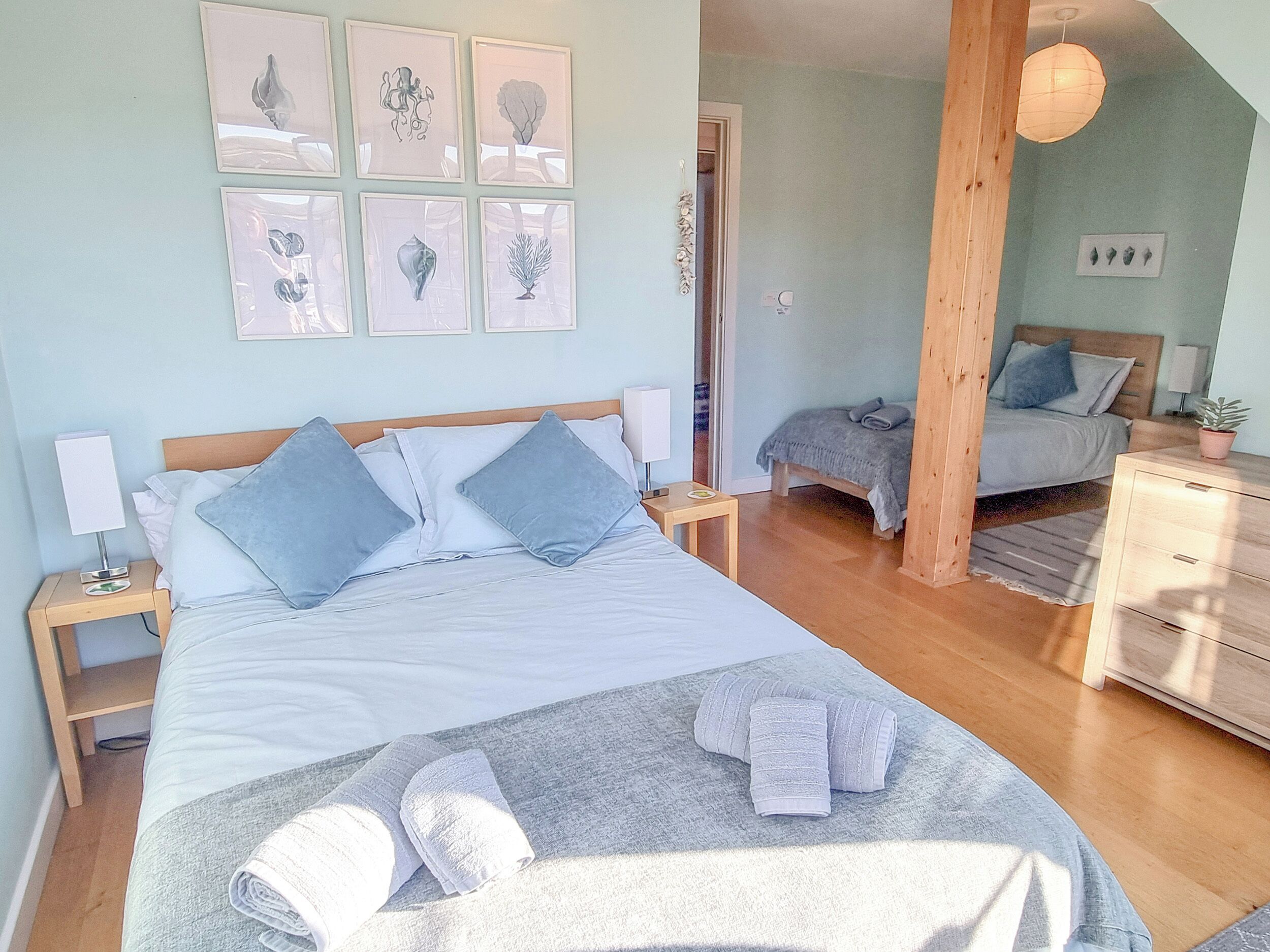 Cottage | 2 bedrooms, individually decorated, individually furnished, free WiFi