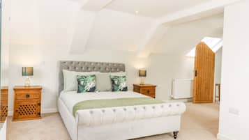 2 habitaciones, decoración personalizada y muebles diferentes