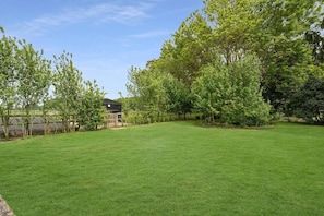 House | Property grounds - Charming, dog Friendly Countryside Retreat (Sittingbourne)