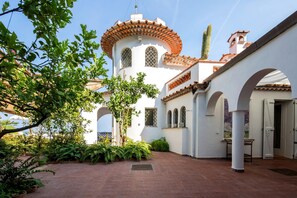 Villa, Smoking | 6 bedrooms - Villa Bouganville in Massa Lubrense (Massa Lubrense)