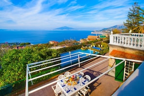 Villa, Smoking | 4 bedrooms - Villa Luisa Jacuzzi and Pool (Sorrento)