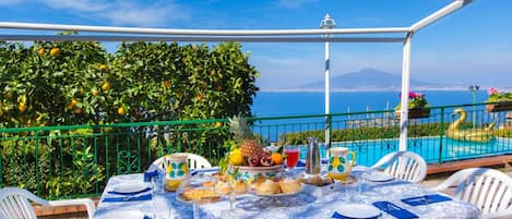 別墅, 吸煙房 | 4 間臥室