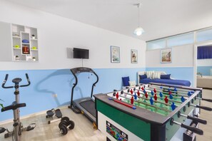 Villa, Smoking | Interior