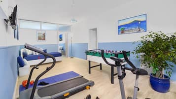 Biệt thự, hút thuốc | Khu thể thao