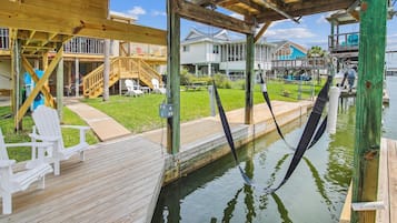 House (4 Bedrooms) | Property amenity