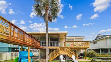 House (4 Bedrooms) | Front of property