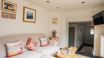 Cottage | Living area