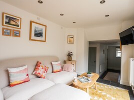 Cottage | Living area