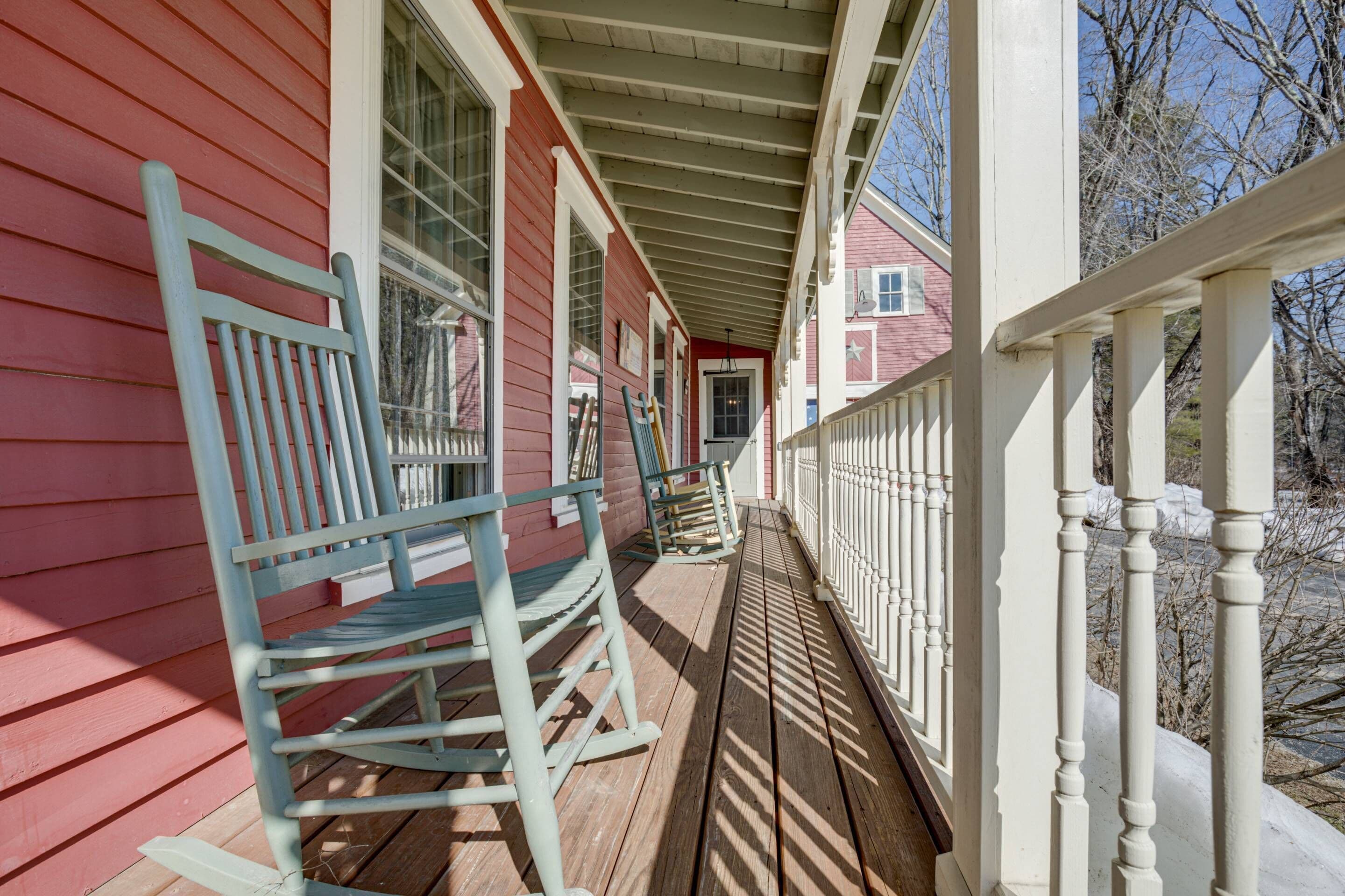 House (Riverside Charm) | Exterior