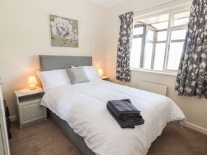 4 bedrooms, individually decorated, individually furnished, free WiFi - Shannon View (Knigh)