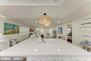 Townhome, 2 Bedrooms | Interior