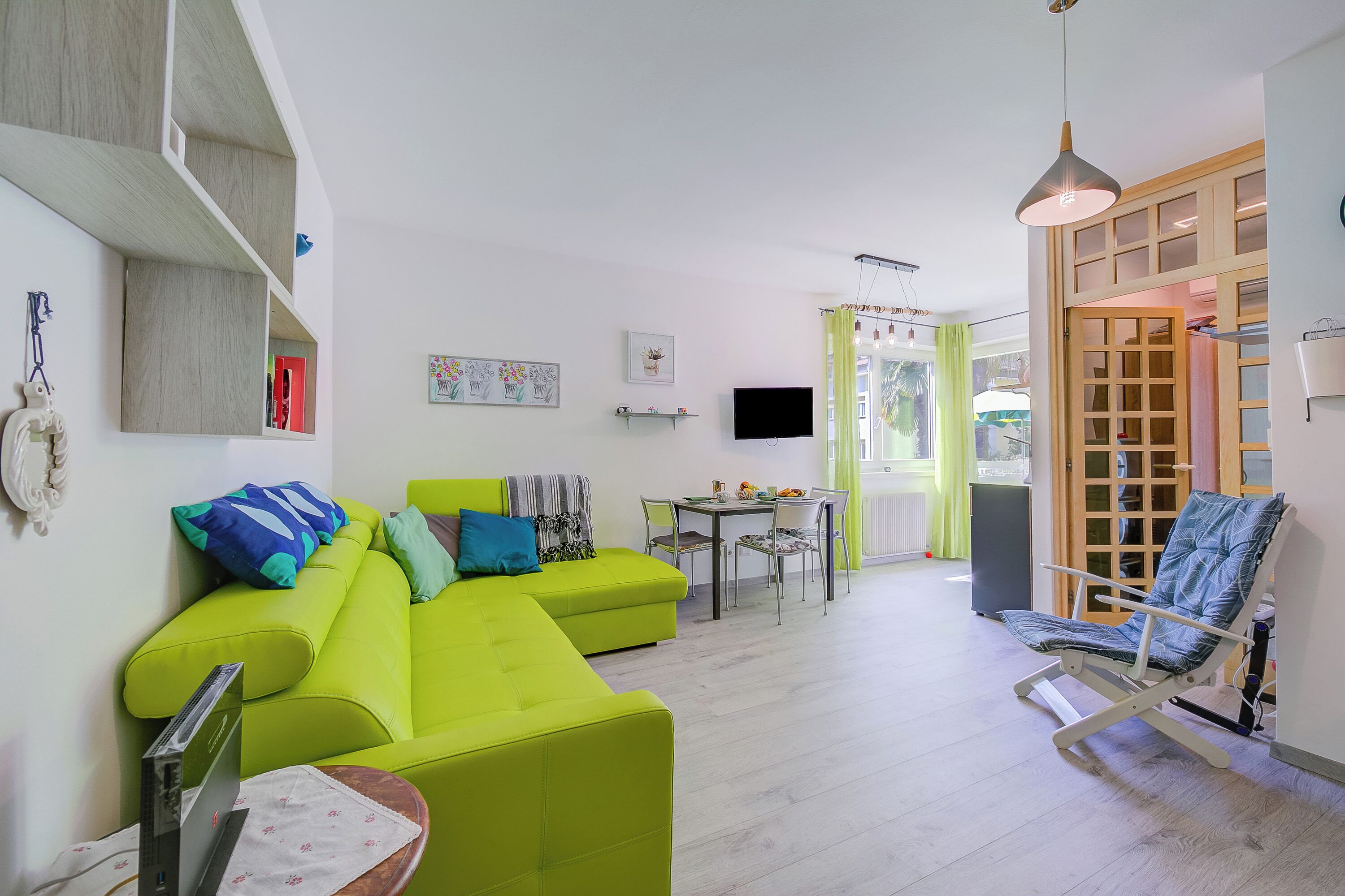 Family Apartment, Multiple Bedrooms (Marina's Green Home) | Living area