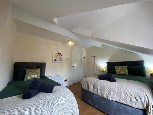 House, Multiple Beds | 4 bedrooms, iron/ironing board, free WiFi, bed sheets