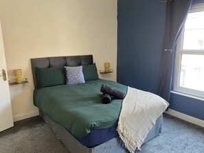 Casa, letti multipli | 4 camere, ferro/asse da stiro, Wi-Fi gratuito, lenzuola