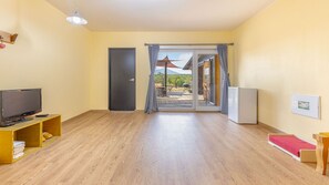 Basic-rum - 1 sovrum (mung guestroom) | 1 sovrum och gratis wi-fi