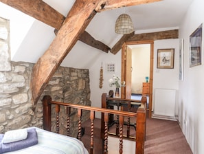 2 bedrooms, individually decorated, individually furnished, free WiFi
