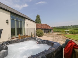 Bañera de hidromasaje exterior