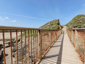 Property grounds - 7 Longshore (Newquay)