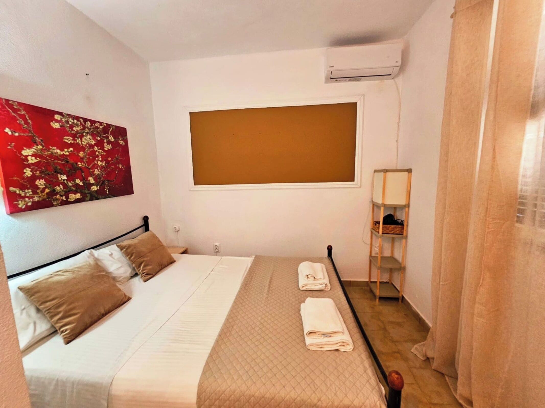 1 bedroom, iron/ironing board, free WiFi, bed sheets
