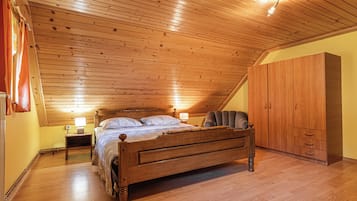3 habitaciones, tabla de planchar con plancha y wifi gratis
