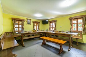Family House, Multiple Bedrooms, 2 Bathrooms (Kunstek Farmhouse With Sauna) | Dining - Kunstek Farmhouse With Sauna (Rogatec)
