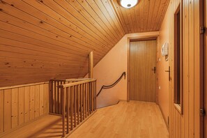 Maison Familiale, plusieurs chambres, 2 salles de bains (Kunstek Farmhouse With Sauna) | Intérieur