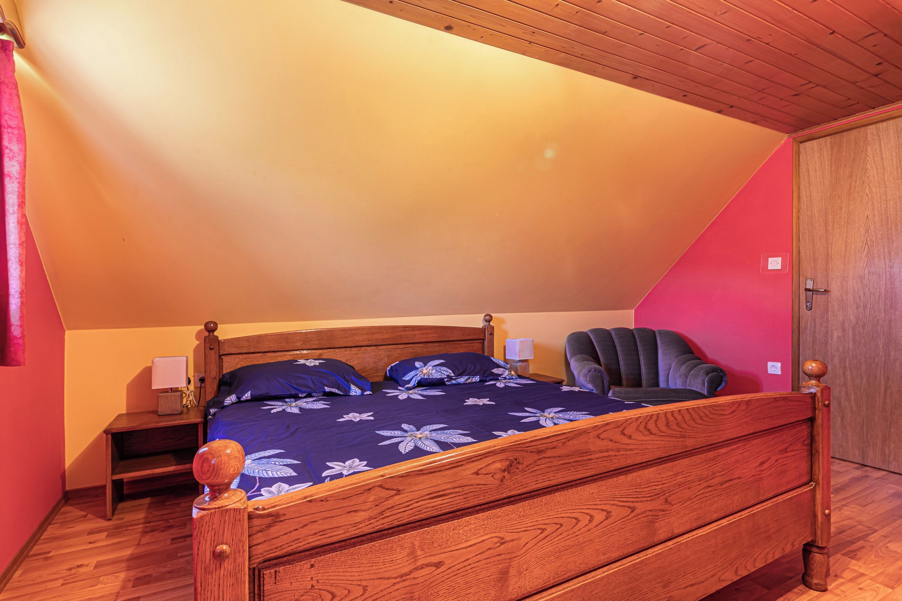 Family House, Multiple Bedrooms, 2 Bathrooms (Kunstek Farmhouse With Sauna) | 3 bedrooms, iron/ironing board, free WiFi, bed sheets