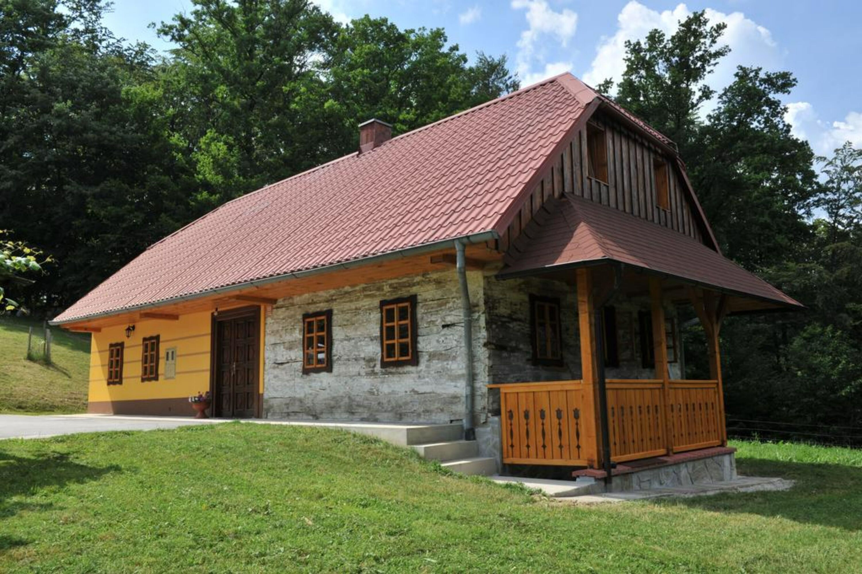 Kunstek Farmhouse With Sauna