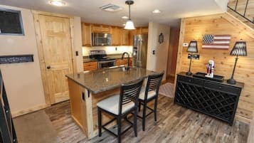 Condo, 2 Bedrooms | Private kitchen | Fridge, oven, coffee/tea maker, toaster