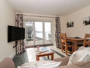 Living area - Spanish Boathouse (Brixham)