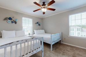 Condo, Multiple Beds, Balcony | 2 bedrooms, individually decorated, individually furnished, free WiFi - 2br/2ba Full Condo w/ Pool & Gym, Sleeps 6 (Gulf Shores)
