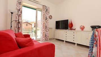 Huoneisto, tupakointi sallittu | 1 makuuhuone