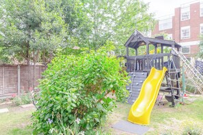 Basic Apartment, Multiple Beds | Children’s area - Fun & Family Friendly 2BD Flat - Bethnal Green (London)