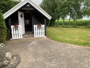Exterior - Stunning Romantik Cabin Close to Baltic Sea (Idestrup)
